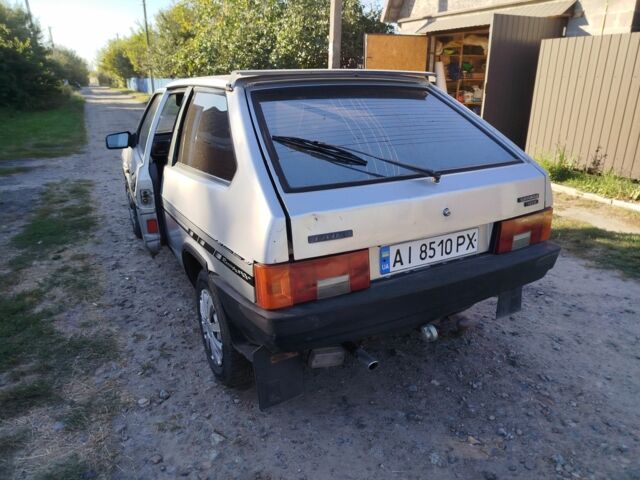 Белый ВАЗ 2108, объемом двигателя 1.3 л и пробегом 47 тыс. км за 725 $, фото 3 на Automoto.ua