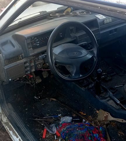 Білий ВАЗ 2108, об'ємом двигуна 1.5 л та пробігом 254 тис. км за 500 $, фото 1 на Automoto.ua
