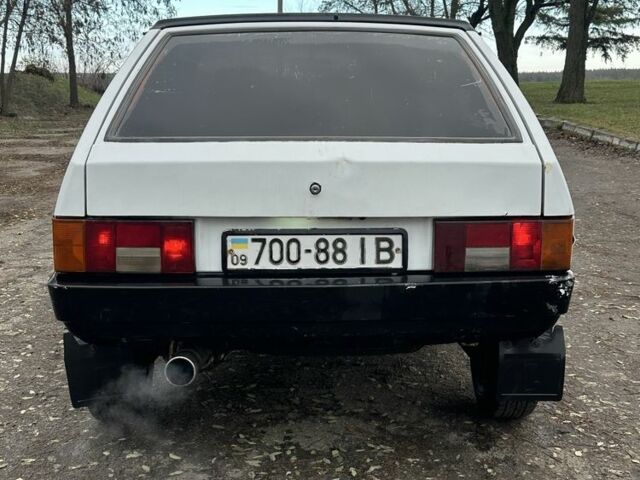 Белый ВАЗ 2108, объемом двигателя 1.3 л и пробегом 57 тыс. км за 980 $, фото 7 на Automoto.ua