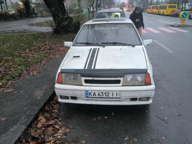 Белый ВАЗ 2108, объемом двигателя 1.5 л и пробегом 180 тыс. км за 473 $, фото 1 на Automoto.ua