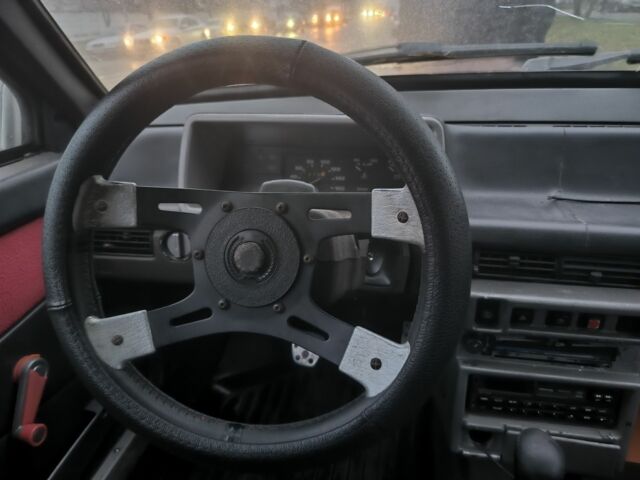 Белый ВАЗ 2108, объемом двигателя 1.5 л и пробегом 180 тыс. км за 473 $, фото 6 на Automoto.ua