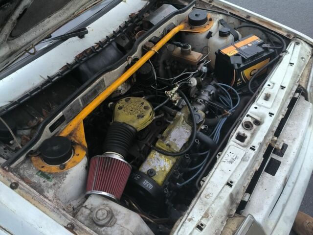 Белый ВАЗ 2108, объемом двигателя 1.5 л и пробегом 180 тыс. км за 473 $, фото 7 на Automoto.ua