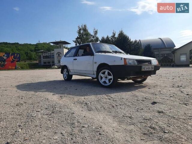 Белый ВАЗ 2108, объемом двигателя 1.5 л и пробегом 50 тыс. км за 1100 $, фото 24 на Automoto.ua