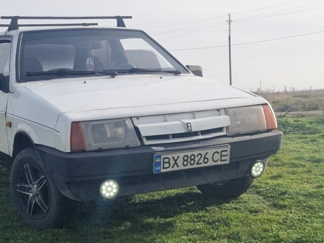 Белый ВАЗ 2108, объемом двигателя 0 л и пробегом 12 тыс. км за 750 $, фото 1 на Automoto.ua