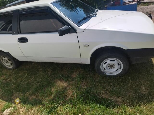 Белый ВАЗ 2108, объемом двигателя 1 л и пробегом 889 тыс. км за 700 $, фото 5 на Automoto.ua