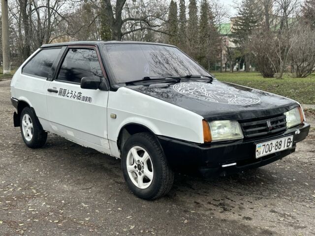 Белый ВАЗ 2108, объемом двигателя 1.3 л и пробегом 57 тыс. км за 980 $, фото 1 на Automoto.ua