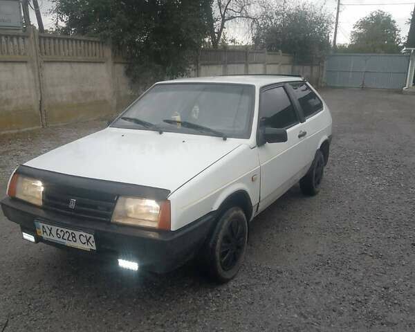ВАЗ 2108 1995 у Вінниці на Automoto.ua Білий ВАЗ 2108, об'ємом двигуна 1.1 л та пробігом 30 тис. км за 750 $, фото 4 на Automoto.ua