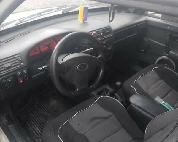 ВАЗ 2108 1995 у Вінниці на Automoto.ua Білий ВАЗ 2108, об'ємом двигуна 1.1 л та пробігом 30 тис. км за 750 $, фото 6 на Automoto.ua