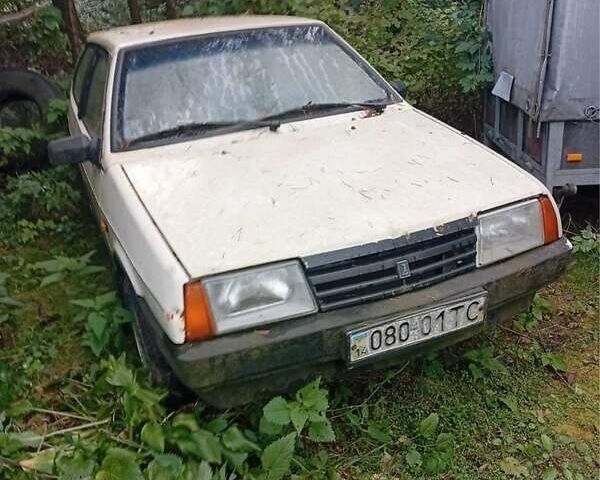 Білий ВАЗ 2108, об'ємом двигуна 1.5 л та пробігом 300 тис. км за 600 $, фото 1 на Automoto.ua