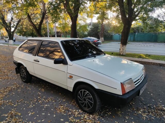 ВАЗ 2108 1996 в Измаиле на Automoto.ua Белый ВАЗ 2108, объемом двигателя 1.5 л и пробегом 220 тыс. км за 1200 $, фото 1 на Automoto.ua