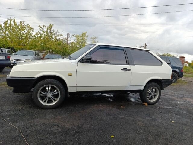 Белый ВАЗ 2108, объемом двигателя 0 л и пробегом 211 тыс. км за 799 $, фото 2 на Automoto.ua