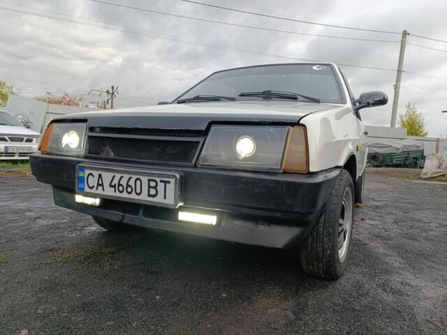 Белый ВАЗ 2108, объемом двигателя 0 л и пробегом 211 тыс. км за 799 $, фото 14 на Automoto.ua