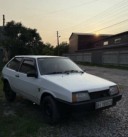 Белый ВАЗ 2108, объемом двигателя 1.5 л и пробегом 200 тыс. км за 550 $, фото 8 на Automoto.ua