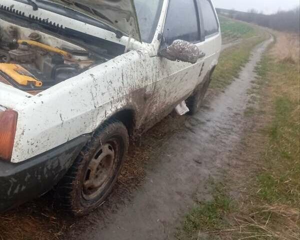 Білий ВАЗ 2108, об'ємом двигуна 1.6 л та пробігом 42 тис. км за 900 $, фото 4 на Automoto.ua