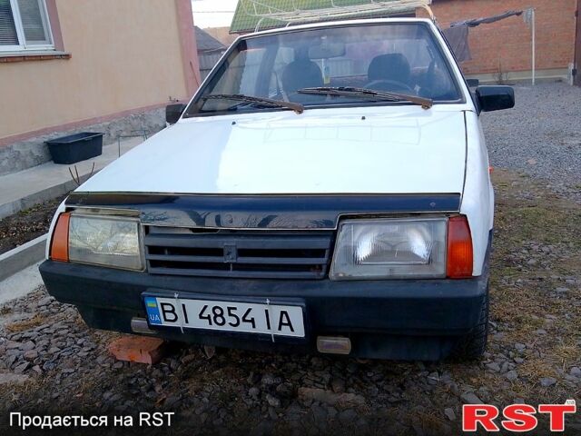 Белый ВАЗ 2108, объемом двигателя 1.5 л и пробегом 326 тыс. км за 950 $, фото 8 на Automoto.ua