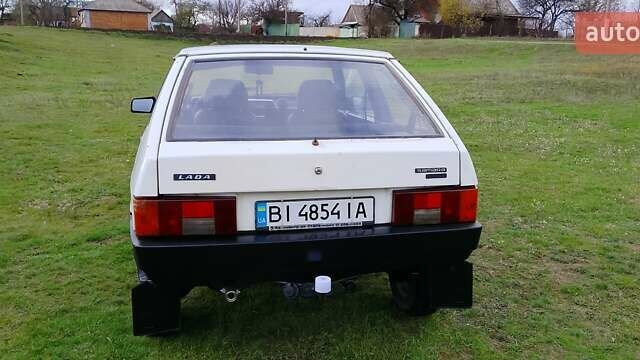 Білий ВАЗ 2108, об'ємом двигуна 1.5 л та пробігом 33 тис. км за 1150 $, фото 5 на Automoto.ua