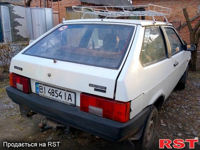 Белый ВАЗ 2108, объемом двигателя 1.5 л и пробегом 326 тыс. км за 950 $, фото 5 на Automoto.ua