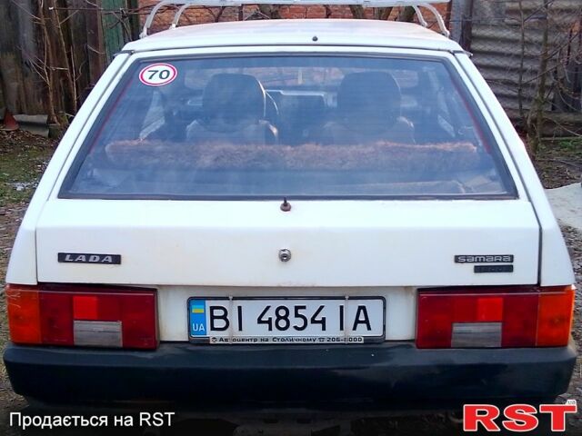 Белый ВАЗ 2108, объемом двигателя 1.5 л и пробегом 326 тыс. км за 950 $, фото 1 на Automoto.ua