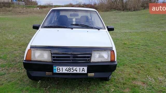 Білий ВАЗ 2108, об'ємом двигуна 1.5 л та пробігом 33 тис. км за 1150 $, фото 1 на Automoto.ua