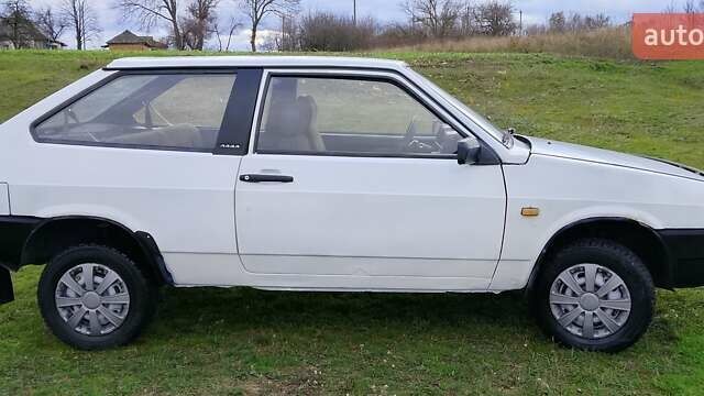 Білий ВАЗ 2108, об'ємом двигуна 1.5 л та пробігом 33 тис. км за 1150 $, фото 3 на Automoto.ua