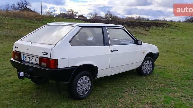 Білий ВАЗ 2108, об'ємом двигуна 1.5 л та пробігом 33 тис. км за 1150 $, фото 4 на Automoto.ua