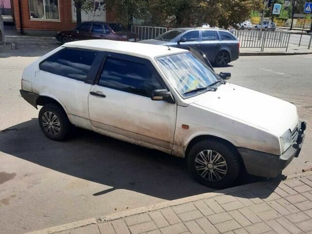 Белый ВАЗ 2108, объемом двигателя 0 л и пробегом 120 тыс. км за 1000 $, фото 2 на Automoto.ua