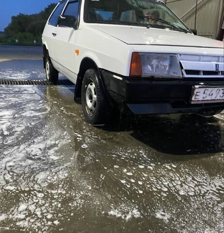 ВАЗ 2108 1998 у Вінниці на Automoto.ua Білий ВАЗ 2108, об'ємом двигуна 1.3 л та пробігом 180 тис. км за 800 $, фото 2 на Automoto.ua