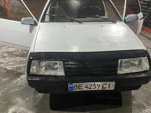 Білий ВАЗ 2108, об'ємом двигуна 1.5 л та пробігом 70 тис. км за 906 $, фото 3 на Automoto.ua