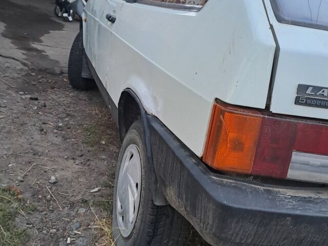 Білий ВАЗ 2108, об'ємом двигуна 1.5 л та пробігом 40 тис. км за 472 $, фото 2 на Automoto.ua