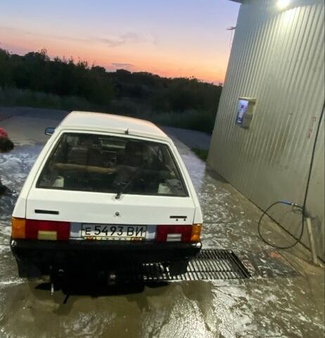 ВАЗ 2108 1998 у Вінниці на Automoto.ua Білий ВАЗ 2108, об'ємом двигуна 1.3 л та пробігом 180 тис. км за 800 $, фото 7 на Automoto.ua