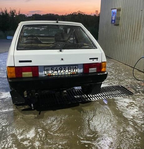 ВАЗ 2108 1998 у Вінниці на Automoto.ua Білий ВАЗ 2108, об'ємом двигуна 1.3 л та пробігом 180 тис. км за 800 $, фото 1 на Automoto.ua