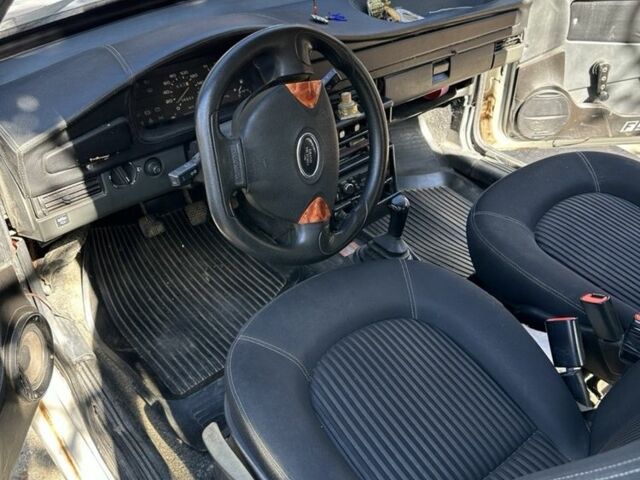 Белый ВАЗ 2108, объемом двигателя 1.3 л и пробегом 27 тыс. км за 999 $, фото 4 на Automoto.ua