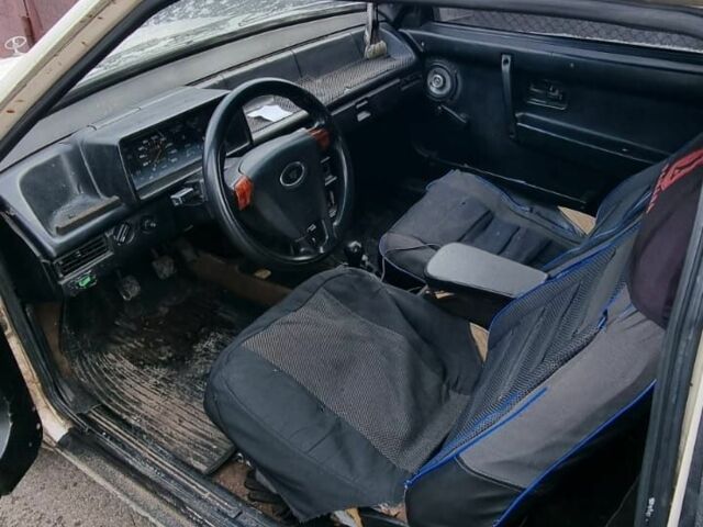 Белый ВАЗ 2108, объемом двигателя 1.3 л и пробегом 40 тыс. км за 289 $, фото 1 на Automoto.ua