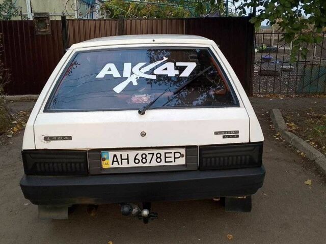 Белый ВАЗ 2108, объемом двигателя 1.3 л и пробегом 190 тыс. км за 945 $, фото 4 на Automoto.ua