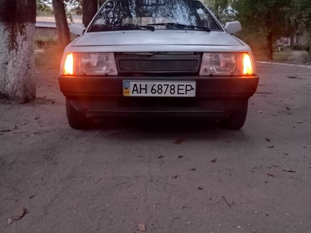 Белый ВАЗ 2108, объемом двигателя 1.3 л и пробегом 190 тыс. км за 945 $, фото 7 на Automoto.ua