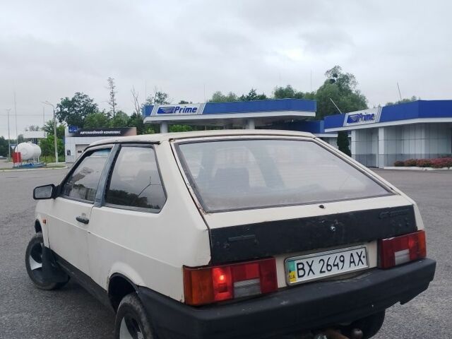 Белый ВАЗ 2108, объемом двигателя 0 л и пробегом 300 тыс. км за 699 $, фото 2 на Automoto.ua