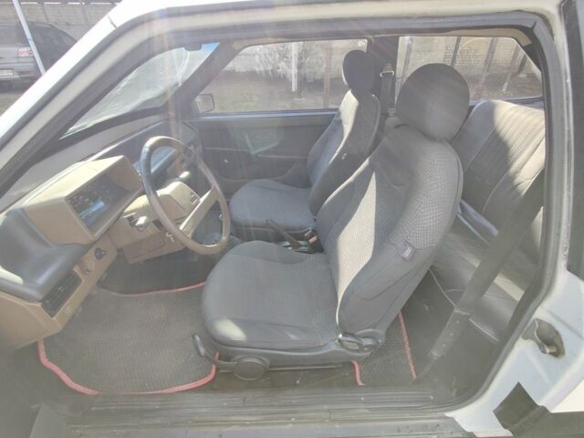 Белый ВАЗ 2108, объемом двигателя 1.3 л и пробегом 56 тыс. км за 952 $, фото 4 на Automoto.ua