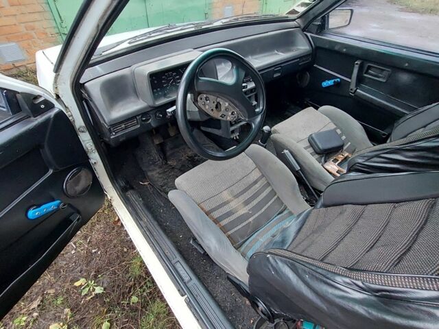 Белый ВАЗ 2108, объемом двигателя 1.3 л и пробегом 198 тыс. км за 1029 $, фото 7 на Automoto.ua