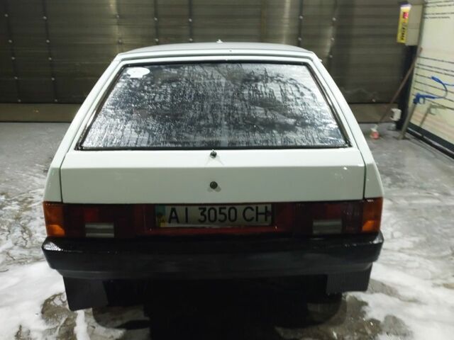 Белый ВАЗ 2108, объемом двигателя 1.3 л и пробегом 198 тыс. км за 1029 $, фото 3 на Automoto.ua