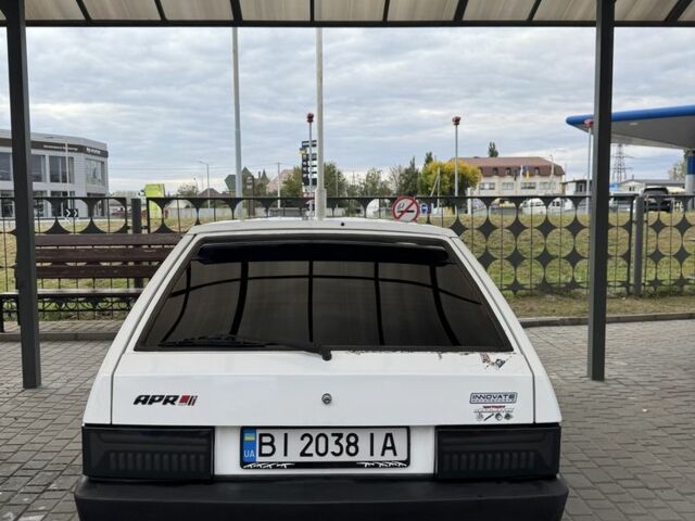 Белый ВАЗ 2108, объемом двигателя 1.3 л и пробегом 132 тыс. км за 4000 $, фото 5 на Automoto.ua