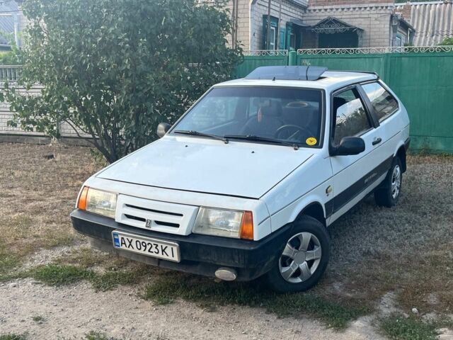 Белый ВАЗ 2108, объемом двигателя 1.3 л и пробегом 80 тыс. км за 1050 $, фото 7 на Automoto.ua