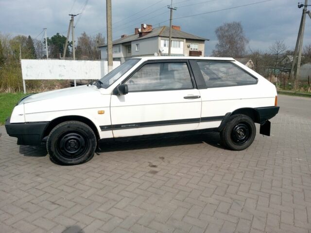 Белый ВАЗ 2108, объемом двигателя 0 л и пробегом 86 тыс. км за 587 $, фото 2 на Automoto.ua