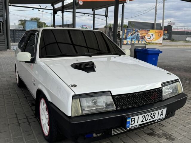 Белый ВАЗ 2108, объемом двигателя 1.3 л и пробегом 132 тыс. км за 4000 $, фото 1 на Automoto.ua