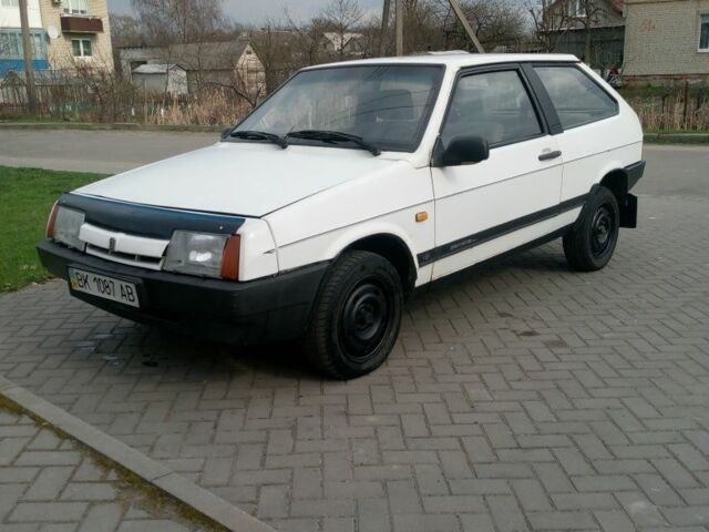 Белый ВАЗ 2108, объемом двигателя 0 л и пробегом 86 тыс. км за 587 $, фото 1 на Automoto.ua