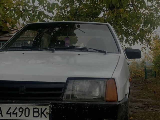 Білий ВАЗ 2108, об'ємом двигуна 1.3 л та пробігом 77 тис. км за 524 $, фото 2 на Automoto.ua