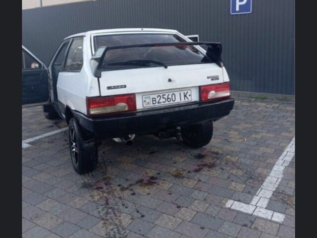 Белый ВАЗ 2108, объемом двигателя 1 л и пробегом 53 тыс. км за 700 $, фото 7 на Automoto.ua