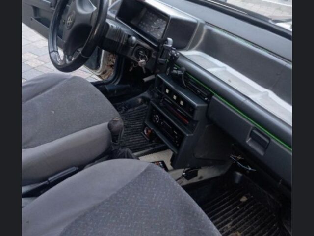 Белый ВАЗ 2108, объемом двигателя 1 л и пробегом 53 тыс. км за 700 $, фото 3 на Automoto.ua