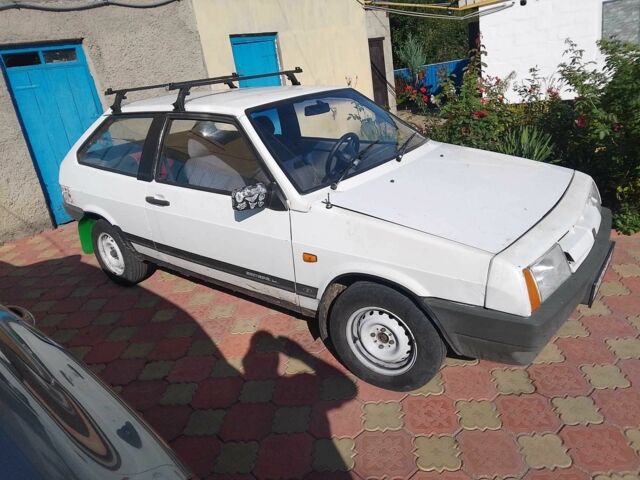 Белый ВАЗ 2108, объемом двигателя 1.1 л и пробегом 134 тыс. км за 784 $, фото 3 на Automoto.ua