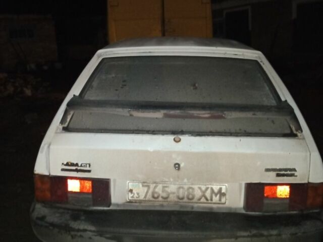 Белый ВАЗ 2108, объемом двигателя 5 л и пробегом 1 тыс. км за 650 $, фото 4 на Automoto.ua