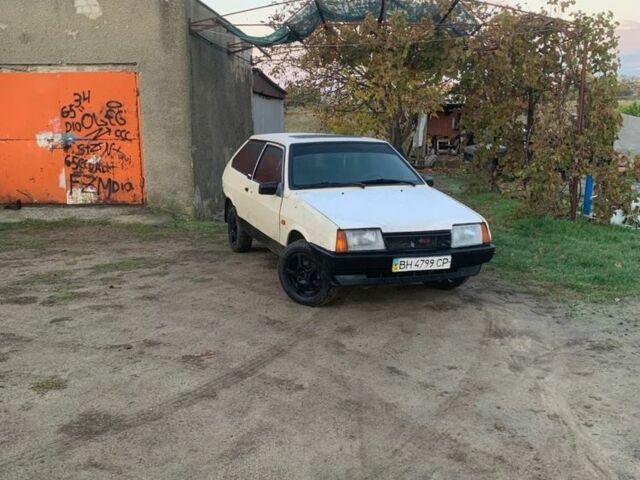 Белый ВАЗ 2108, объемом двигателя 1.5 л и пробегом 3 тыс. км за 642 $, фото 4 на Automoto.ua
